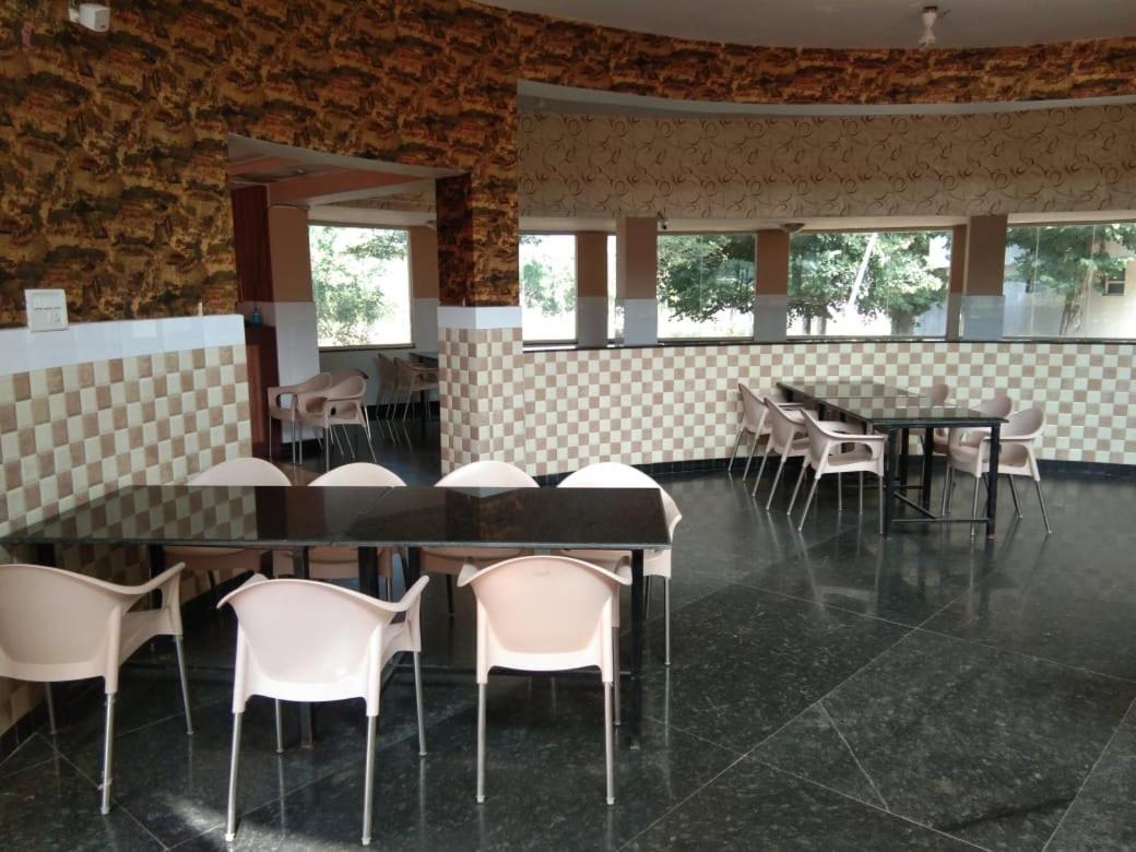 Kstdc Hotel Mayura Pavithra Yediyur Kunigal Ngoại thất bức ảnh
