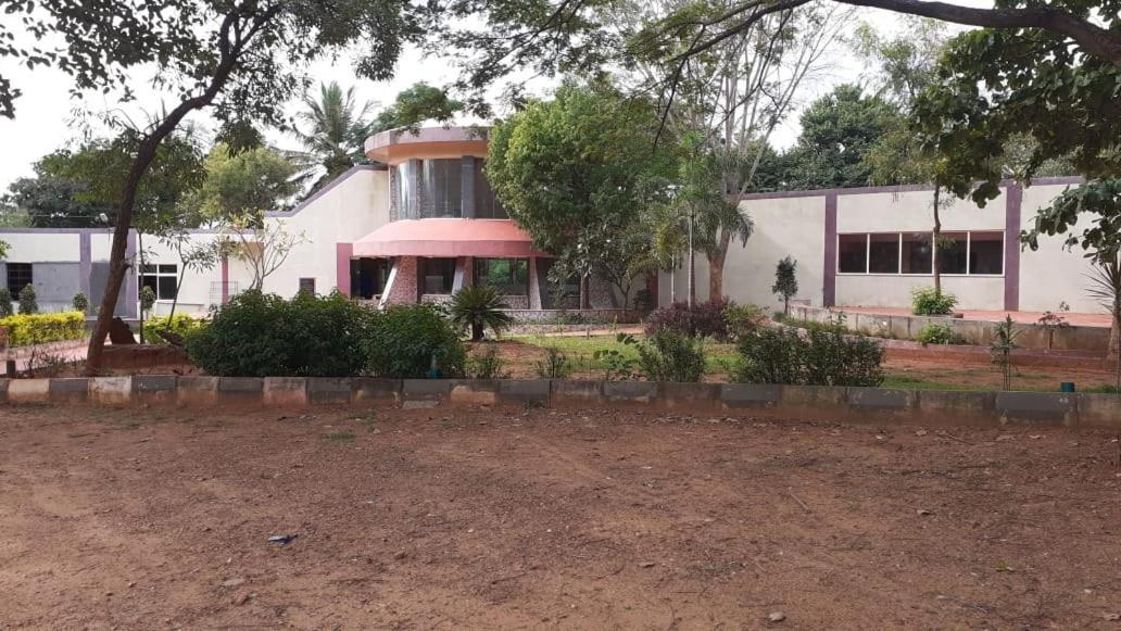 Kstdc Hotel Mayura Pavithra Yediyur Kunigal Ngoại thất bức ảnh